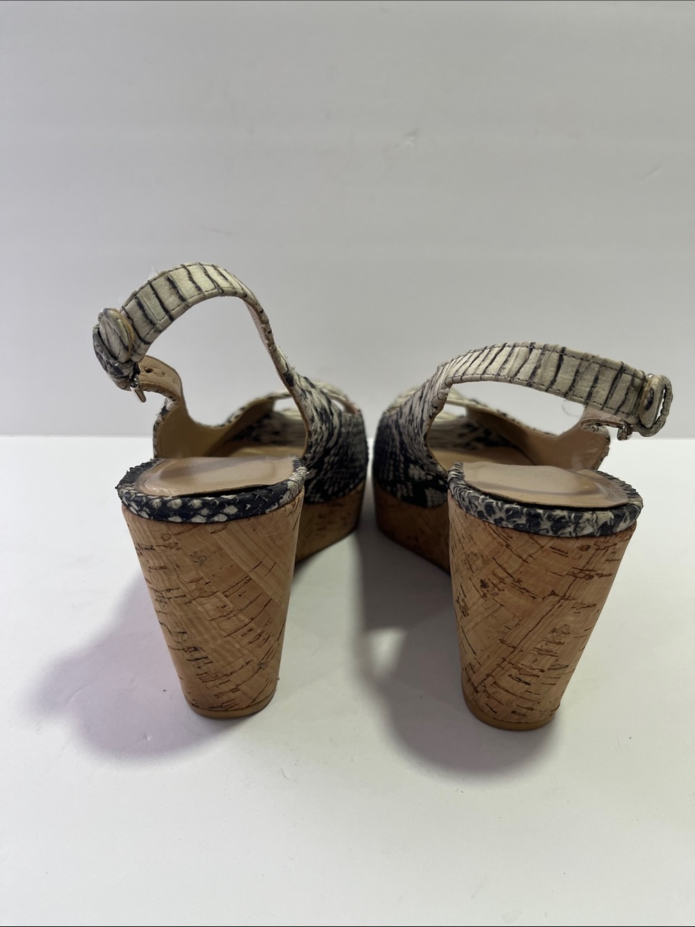 Stuart Weitzman Snake-Print Cork Wedge Slingback Sandals - Black & Cream Sz 9.5 - Picture 7 of 8